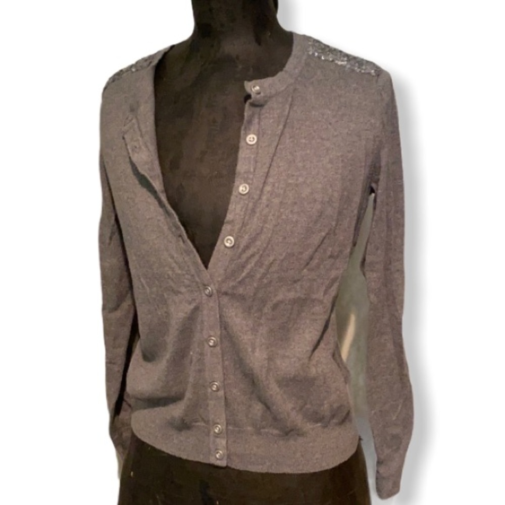 ⚡️3/$15⚡️ Merona Grey Cardigan Sweater